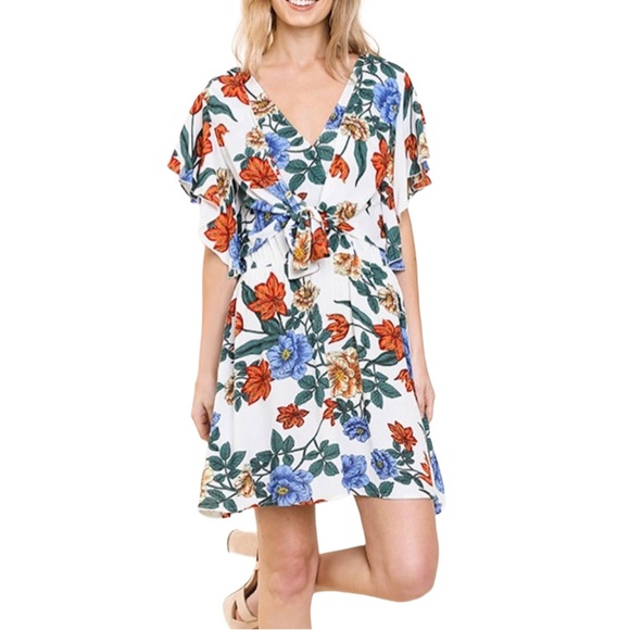 Umgee Dresses & Skirts - Umgee Floral Tie Front Mini Dress Size Medium